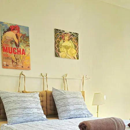 דירה Spacious 3 Close To Tram And Amenities