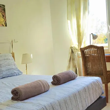 Spacious 3 Close To Tram And Amenities דירה ניס